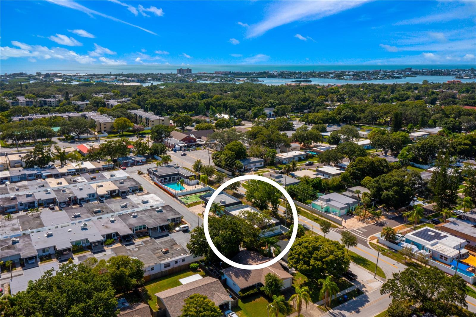 HARBOR CREST 400 APT - Residential