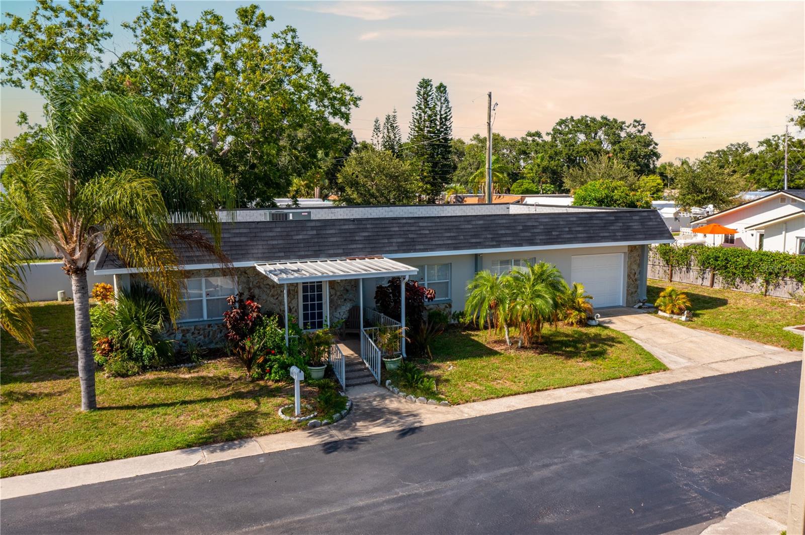 HARBOR CREST 400 APT - Residential