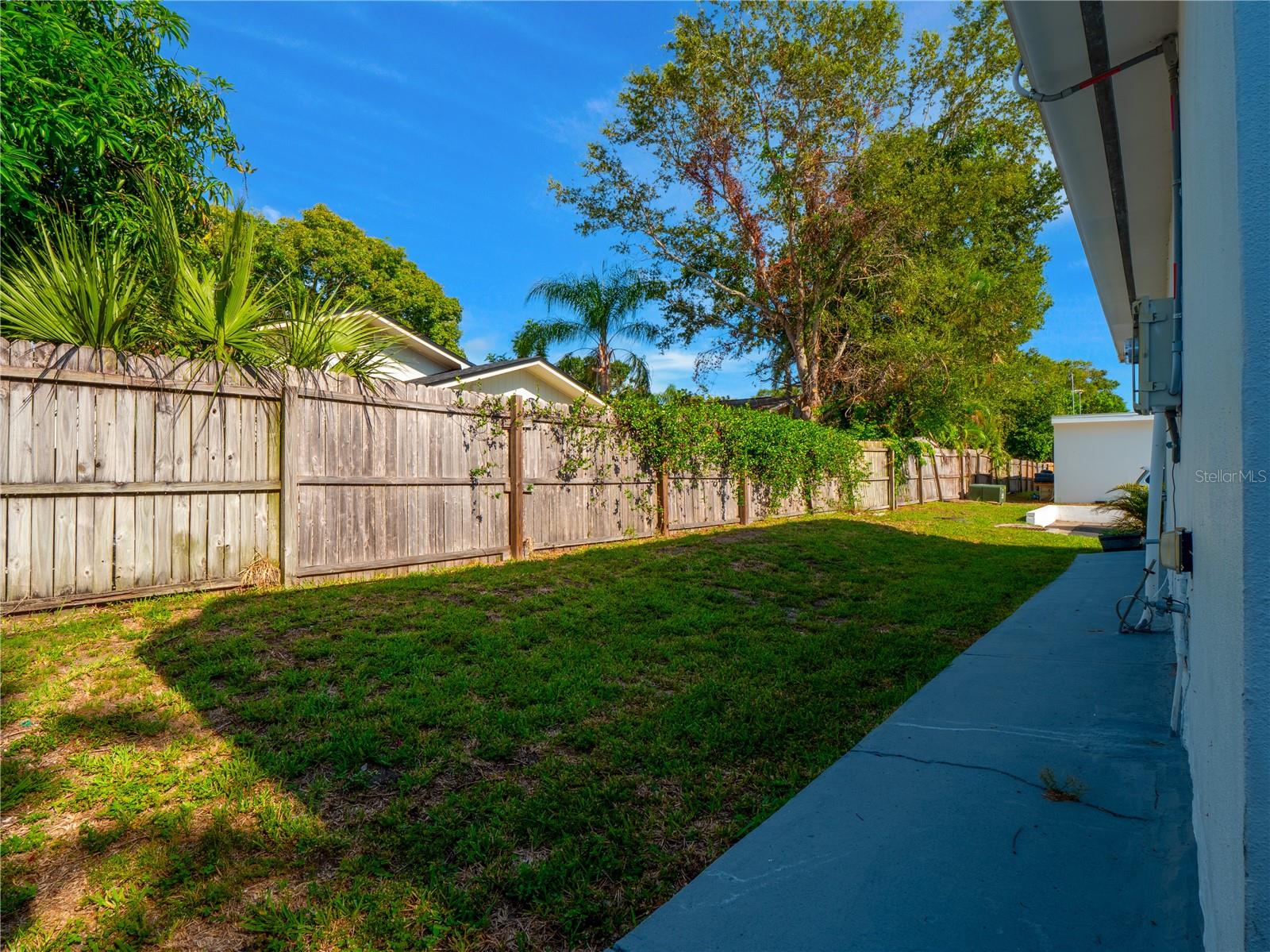 HARBOR CREST 400 APT - Residential