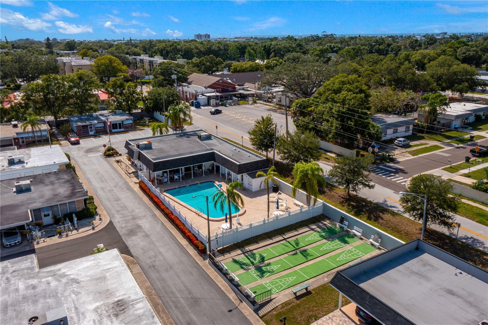 HARBOR CREST 400 APT - Residential