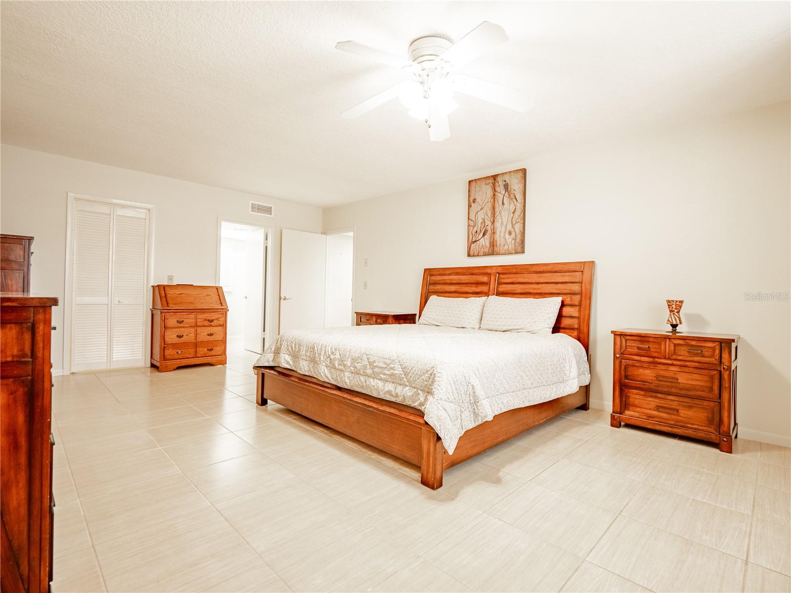 HARBOR CREST 400 APT - Residential