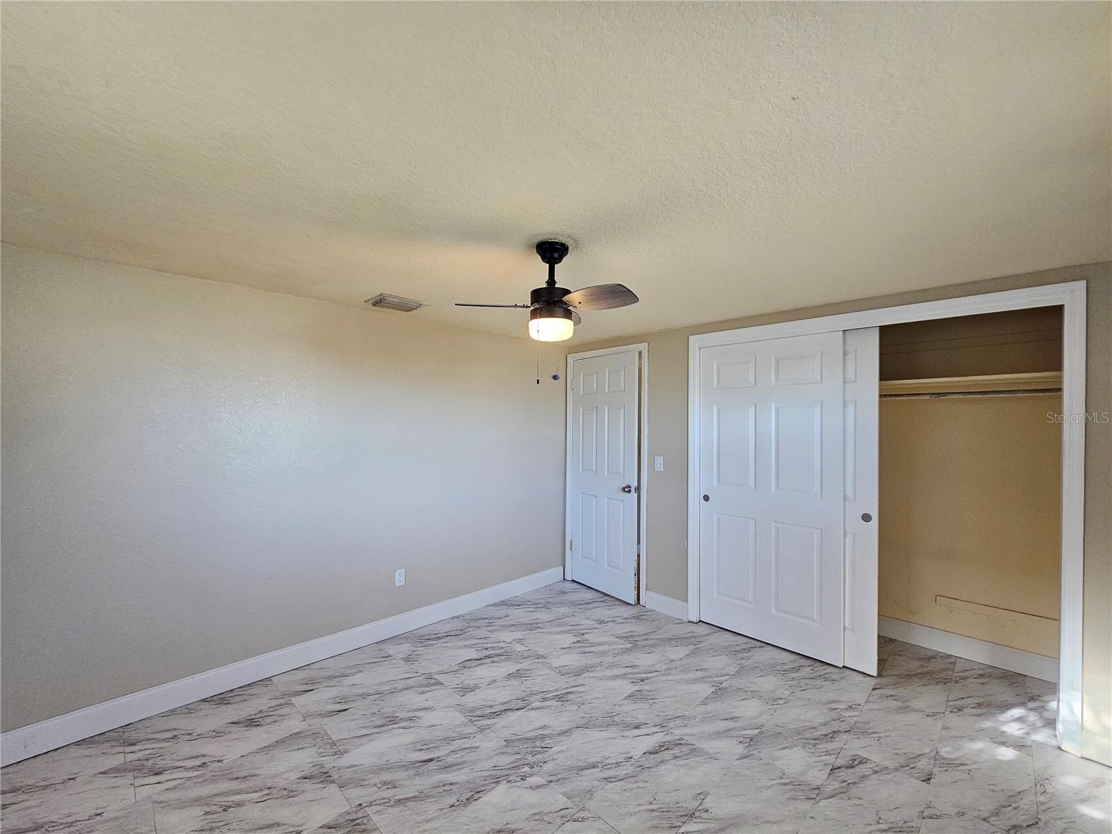 TAHITIAN HOMES - Residential Lease