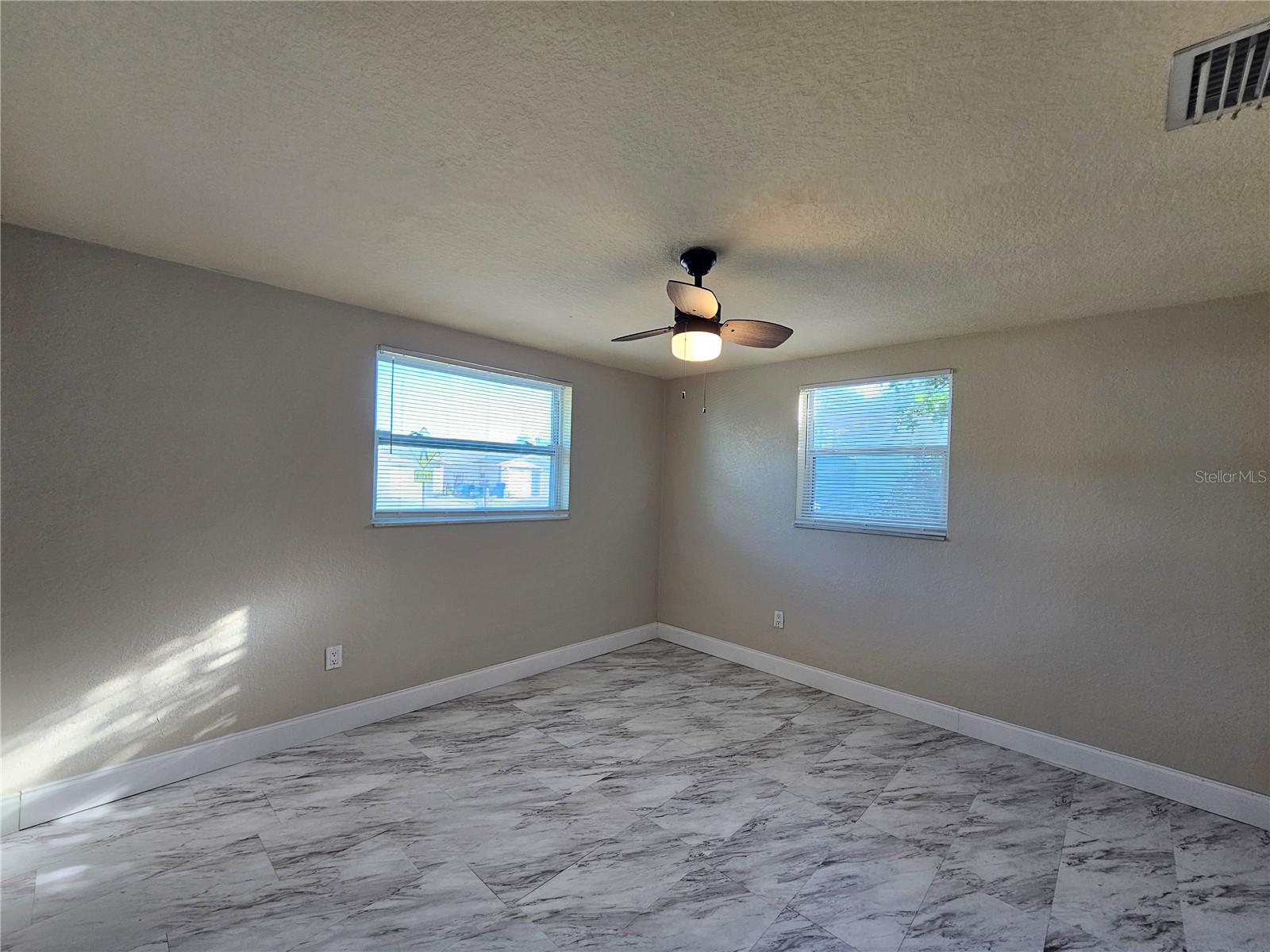 TAHITIAN HOMES - Residential Lease