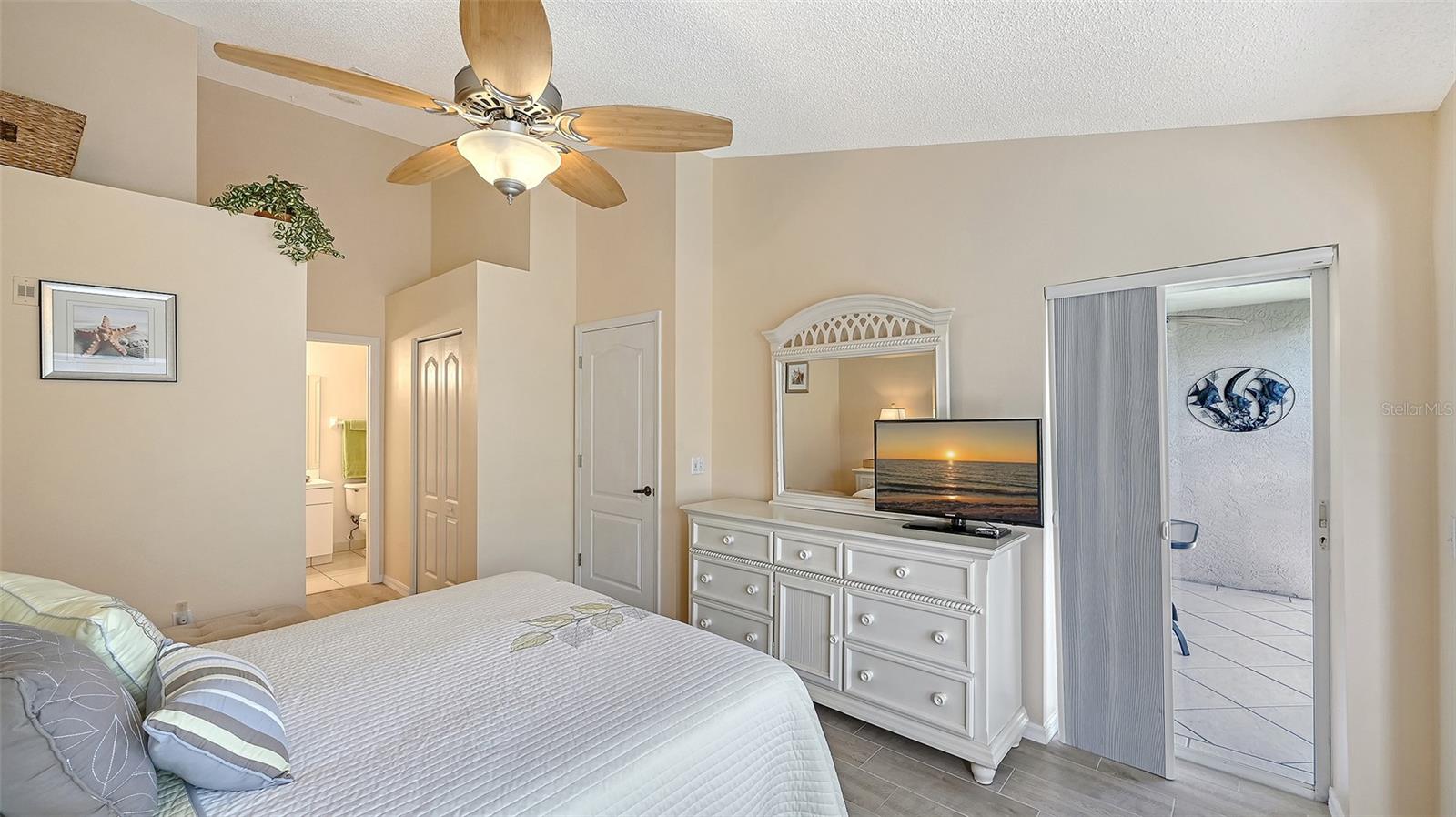 STONEYBROOK ARBOR GREENS 1 - Residential