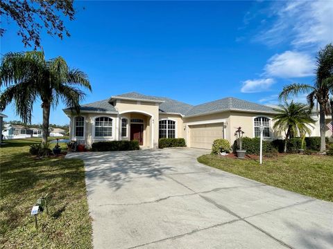 A home in PARRISH