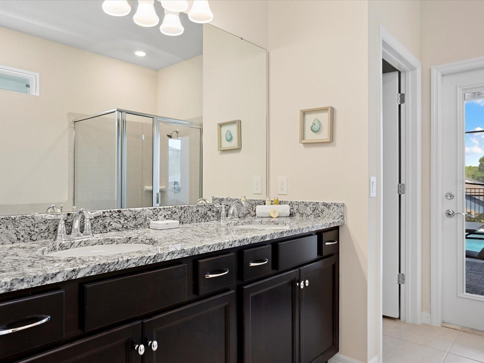 WINDSOR ISLAND RESIDENCE PH 2B - Residential