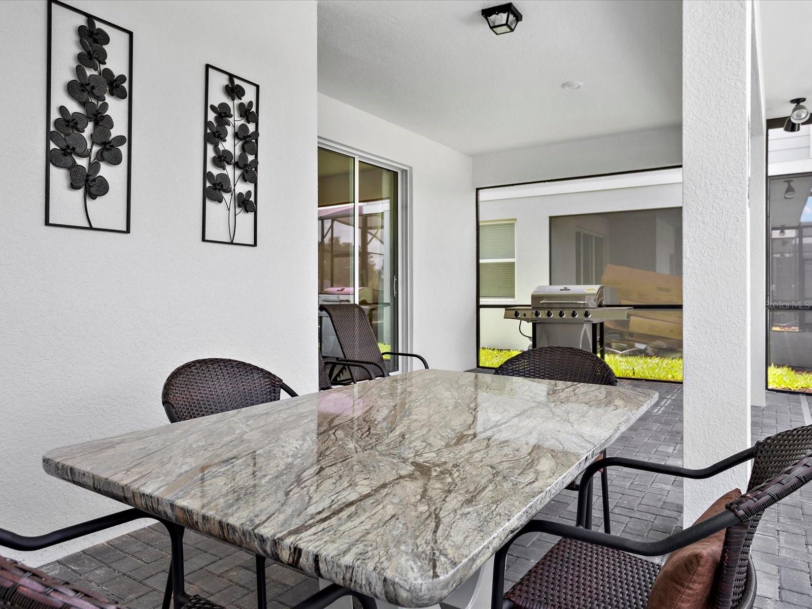 WINDSOR ISLAND RESIDENCE PH 2B - Residential