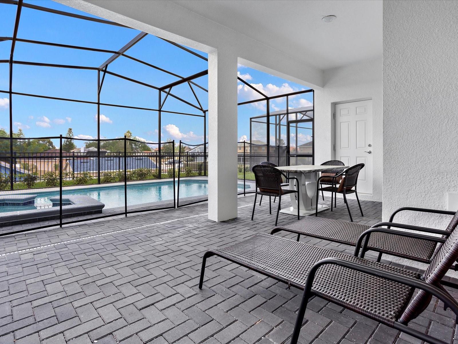 WINDSOR ISLAND RESIDENCE PH 2B - Residential