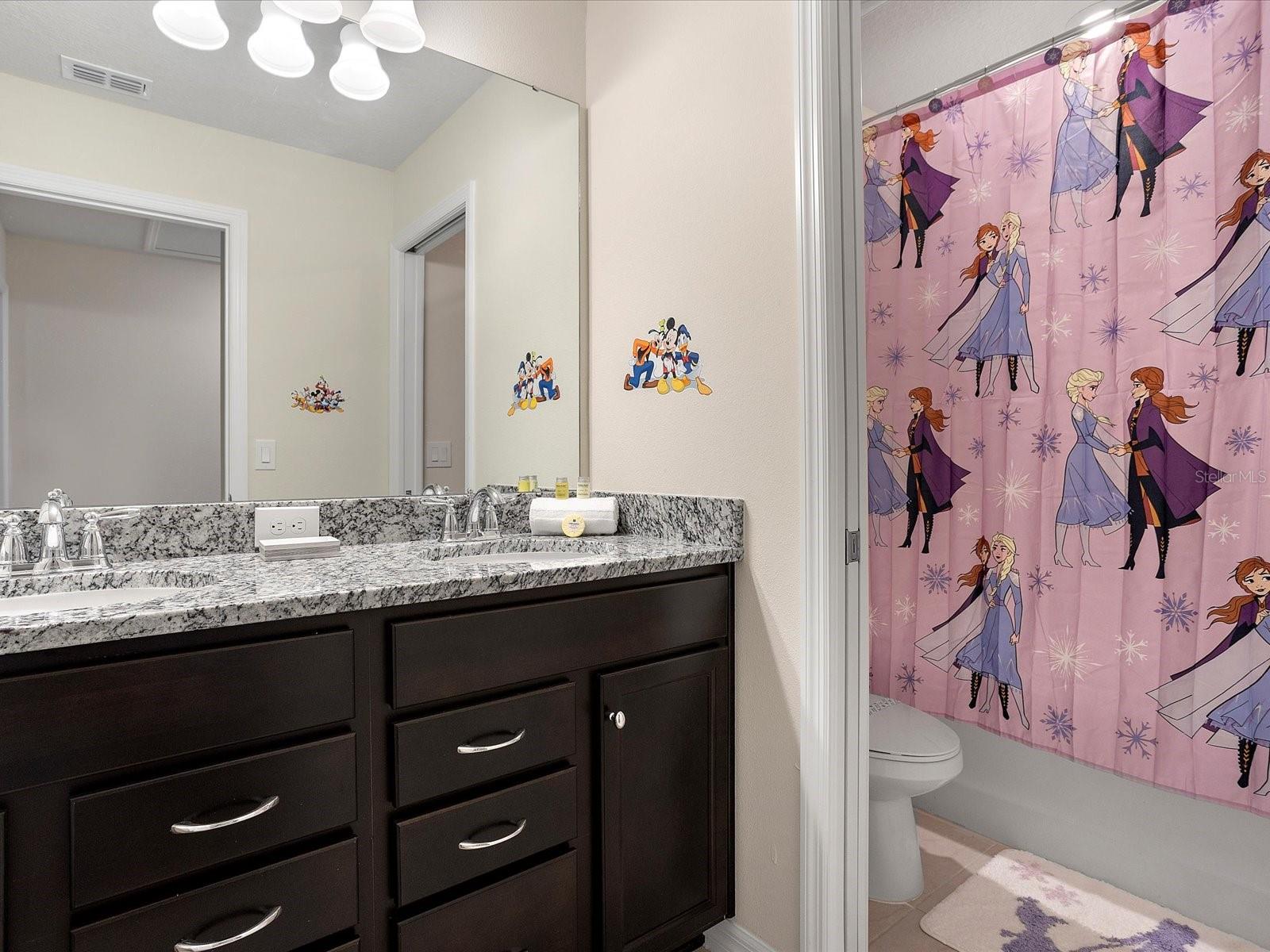 WINDSOR ISLAND RESIDENCE PH 2B - Residential