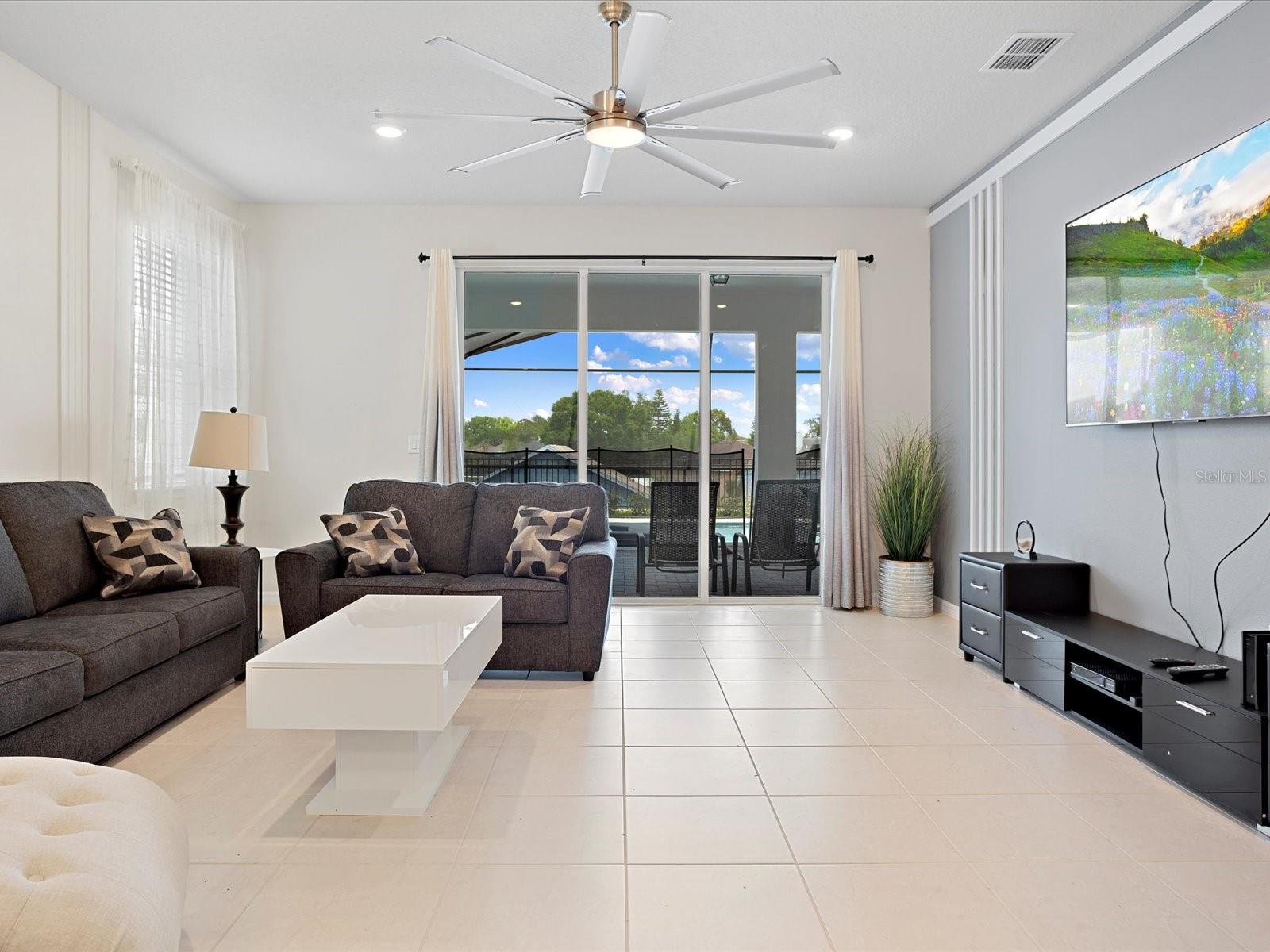 WINDSOR ISLAND RESIDENCE PH 2B - Residential