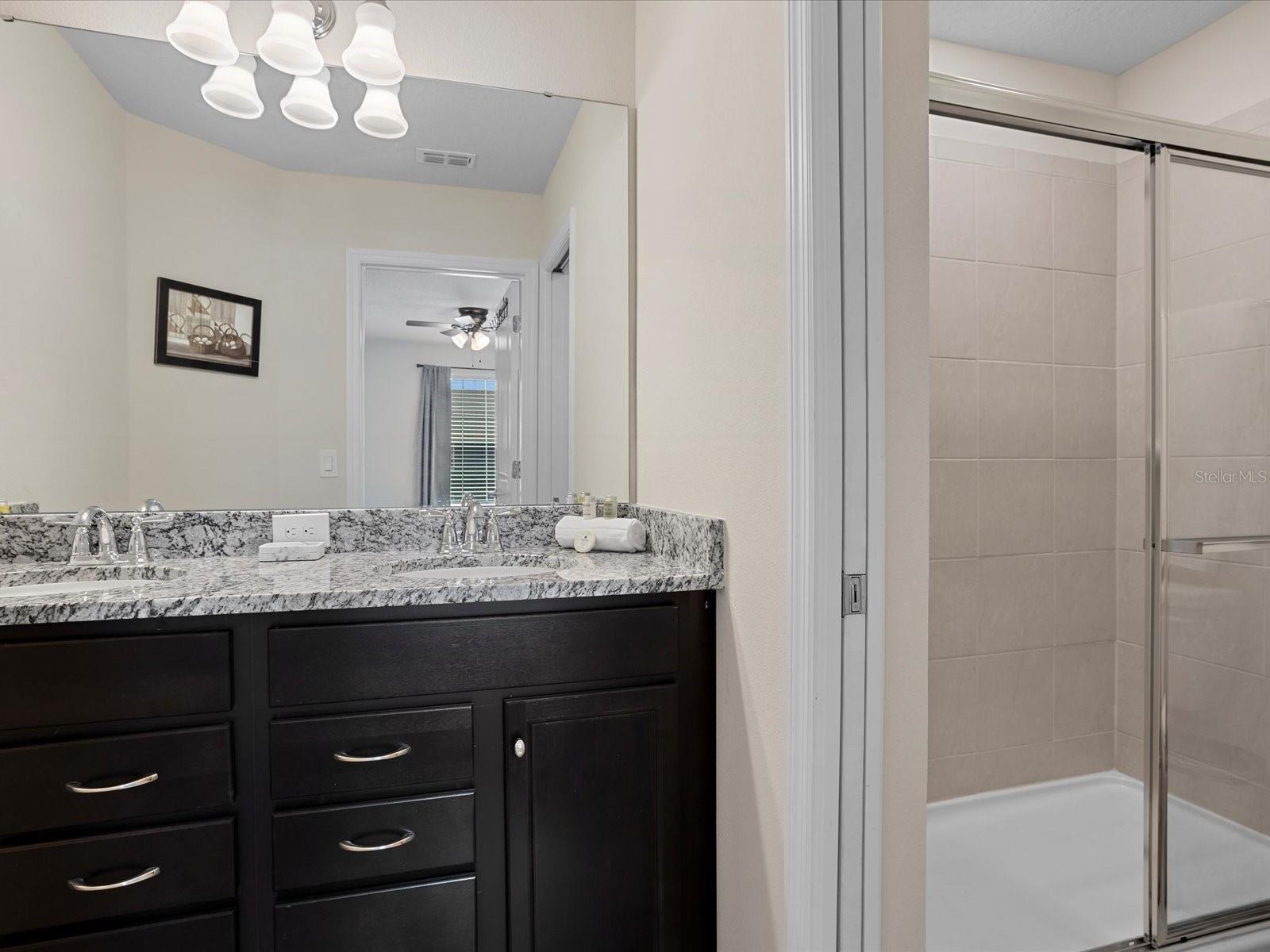 WINDSOR ISLAND RESIDENCE PH 2B - Residential