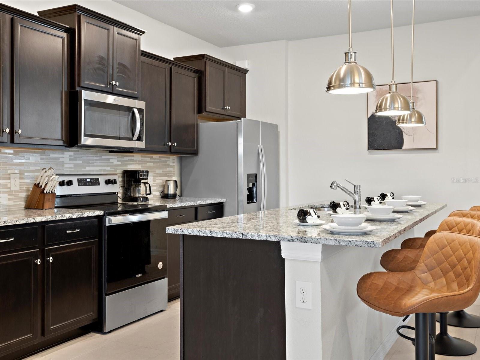 WINDSOR ISLAND RESIDENCE PH 2B - Residential