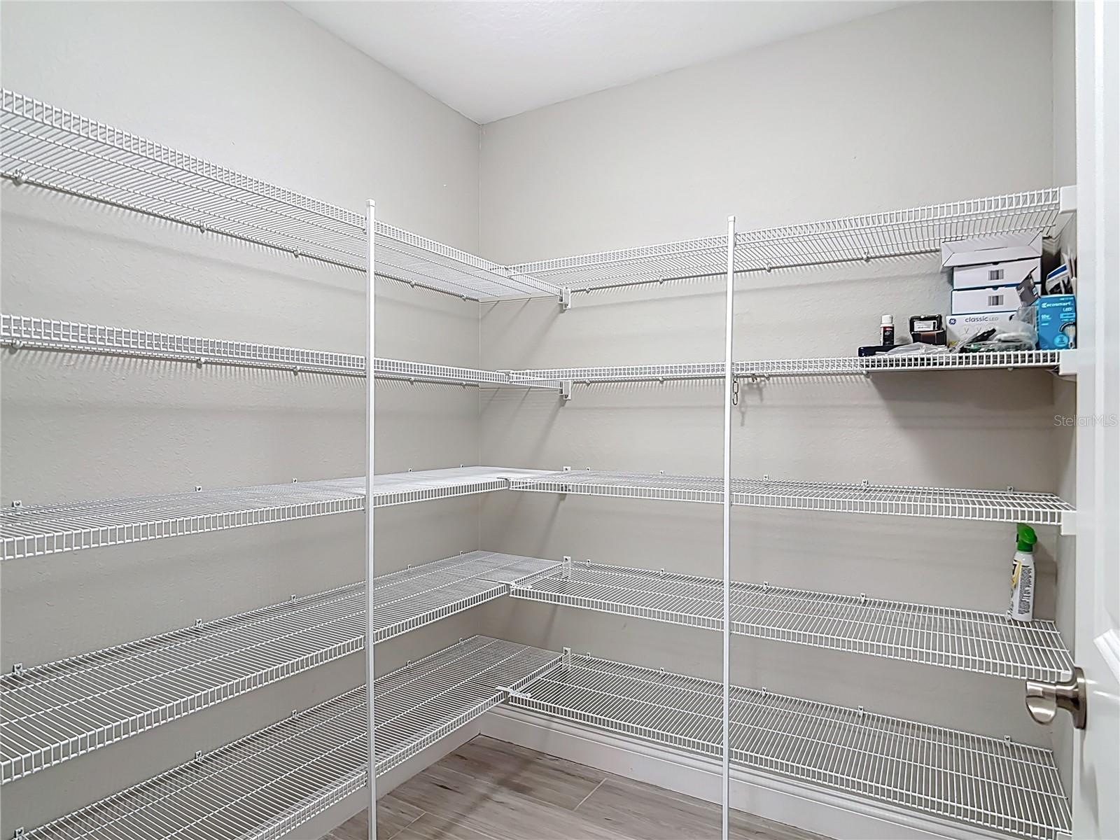 ENGLEWOOD VIEW - Residential Lease