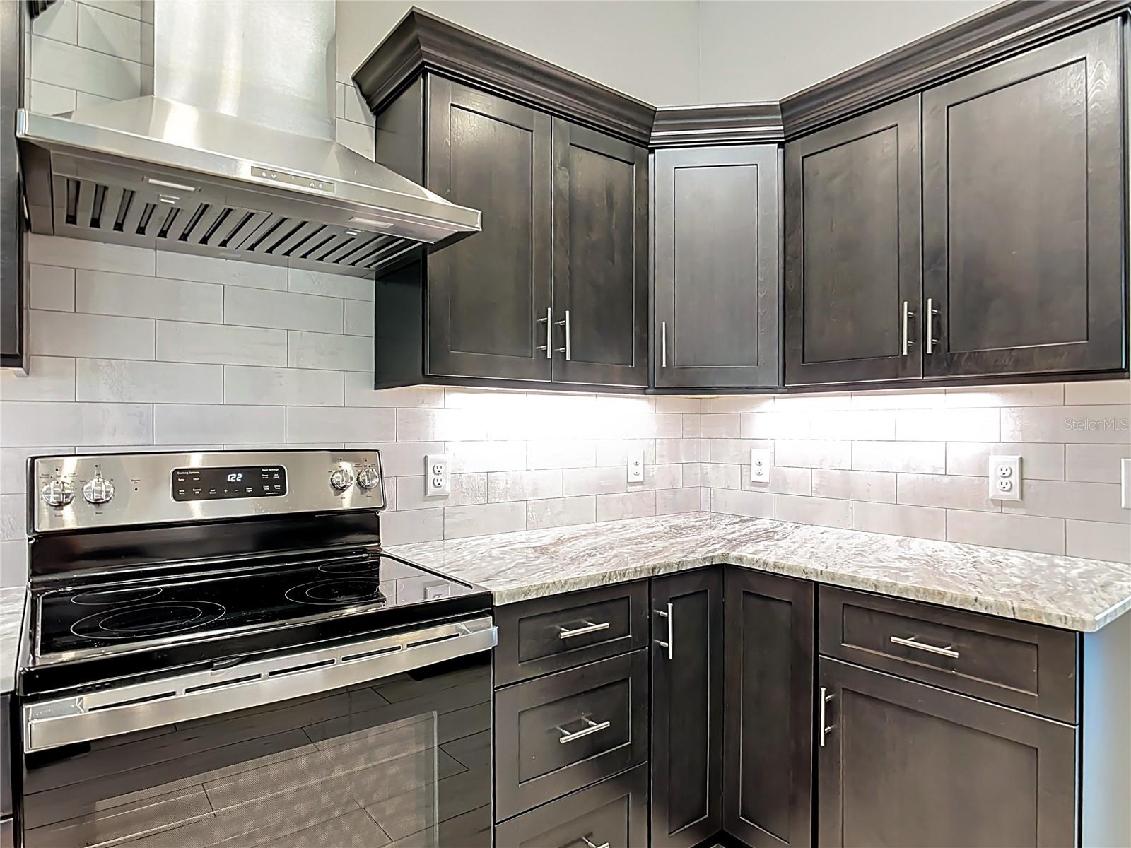 ENGLEWOOD VIEW - Residential Lease