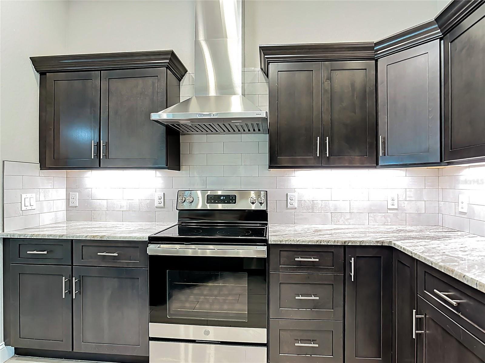 ENGLEWOOD VIEW - Residential Lease