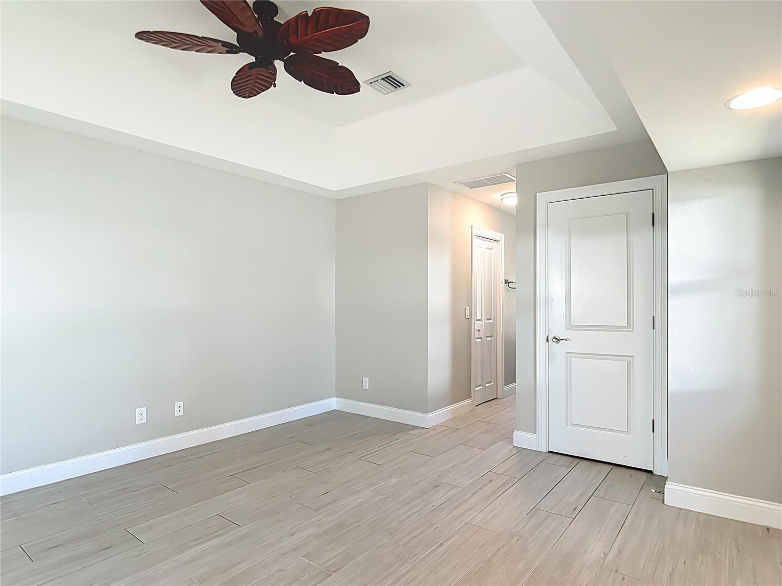 ENGLEWOOD VIEW - Residential Lease