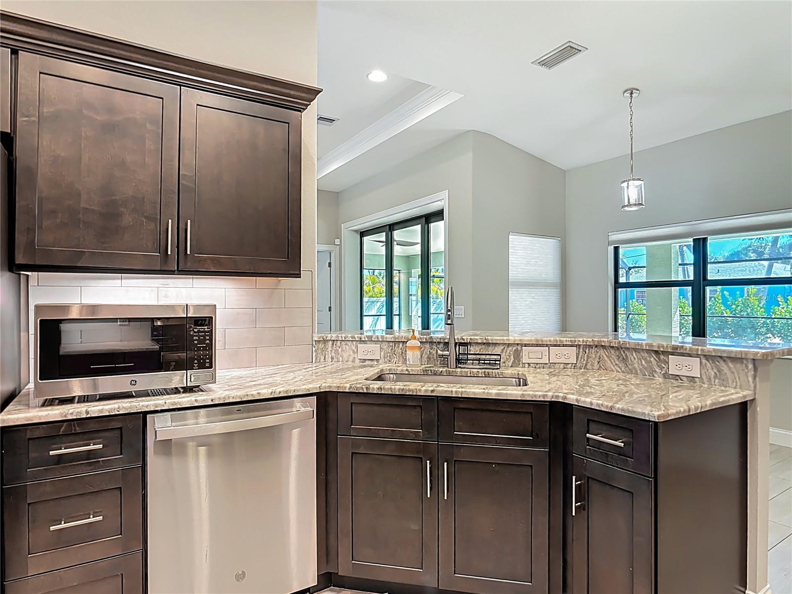 ENGLEWOOD VIEW - Residential Lease