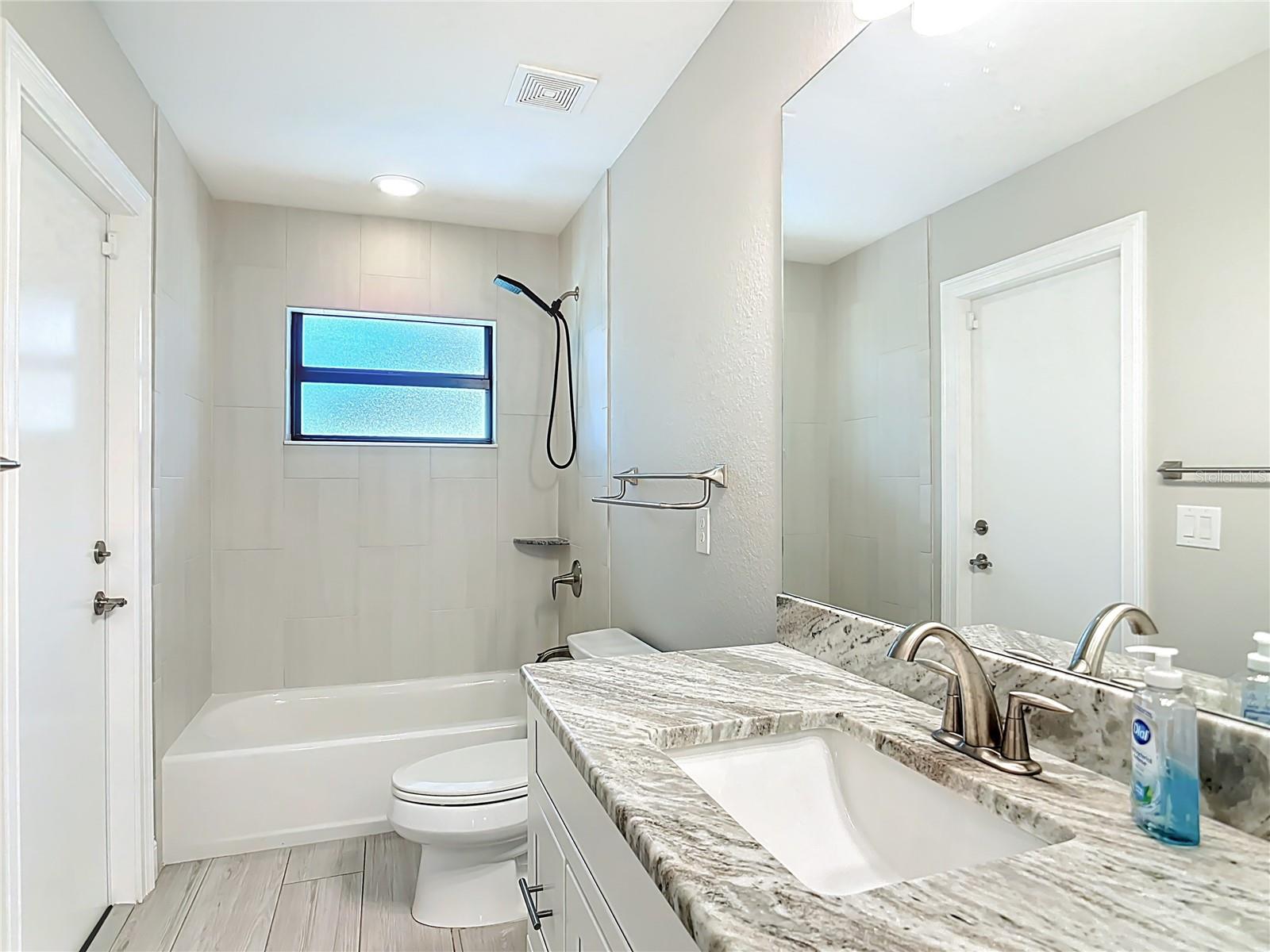 ENGLEWOOD VIEW - Residential Lease