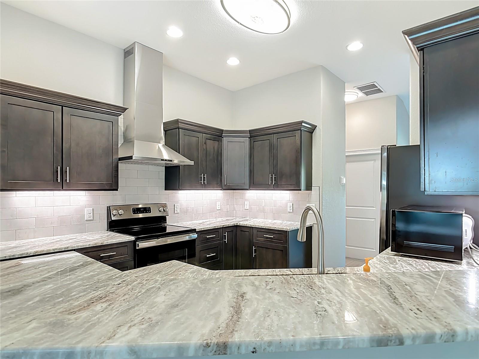 ENGLEWOOD VIEW - Residential Lease