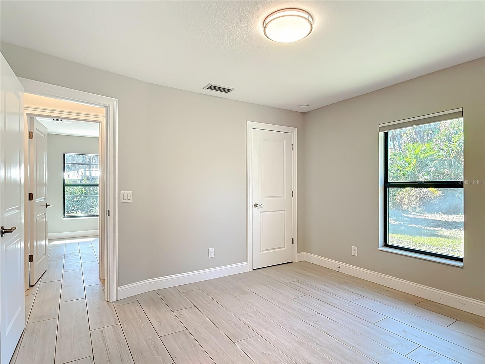 ENGLEWOOD VIEW - Residential Lease