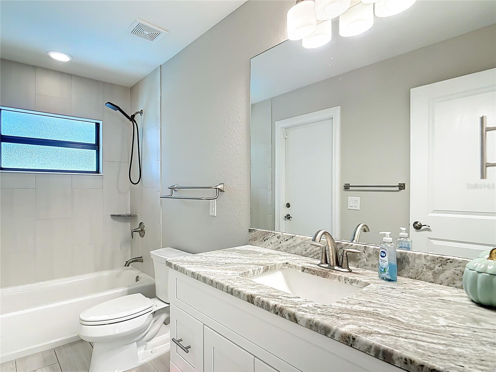 ENGLEWOOD VIEW - Residential Lease