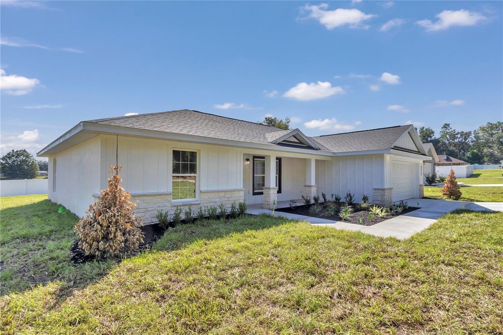Photo of 10935 SW 66th Terrace, Ocala, FL 34476 (MLS # OM710884)