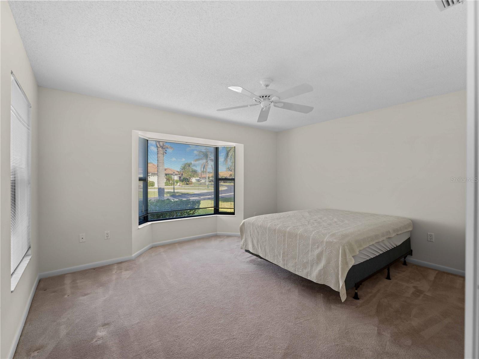 COVE POINTE - Residential