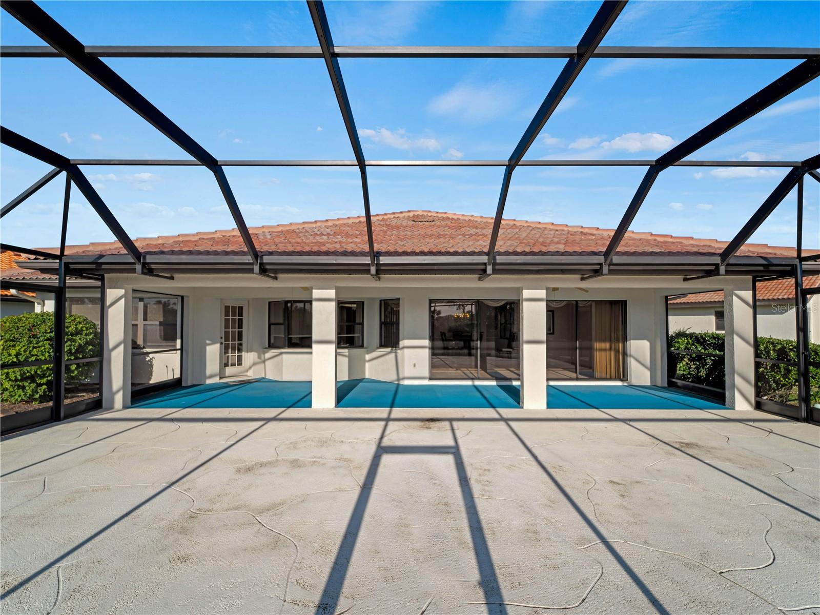 COVE POINTE - Residential