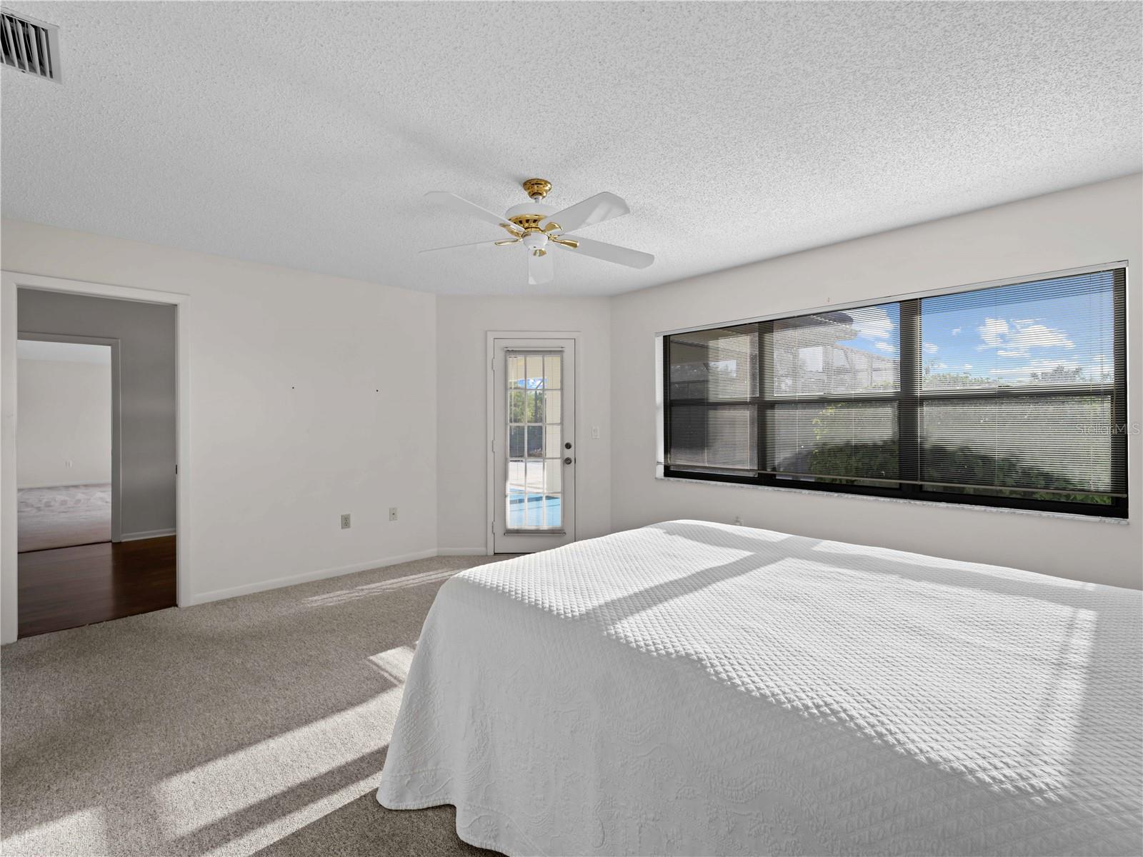 COVE POINTE - Residential