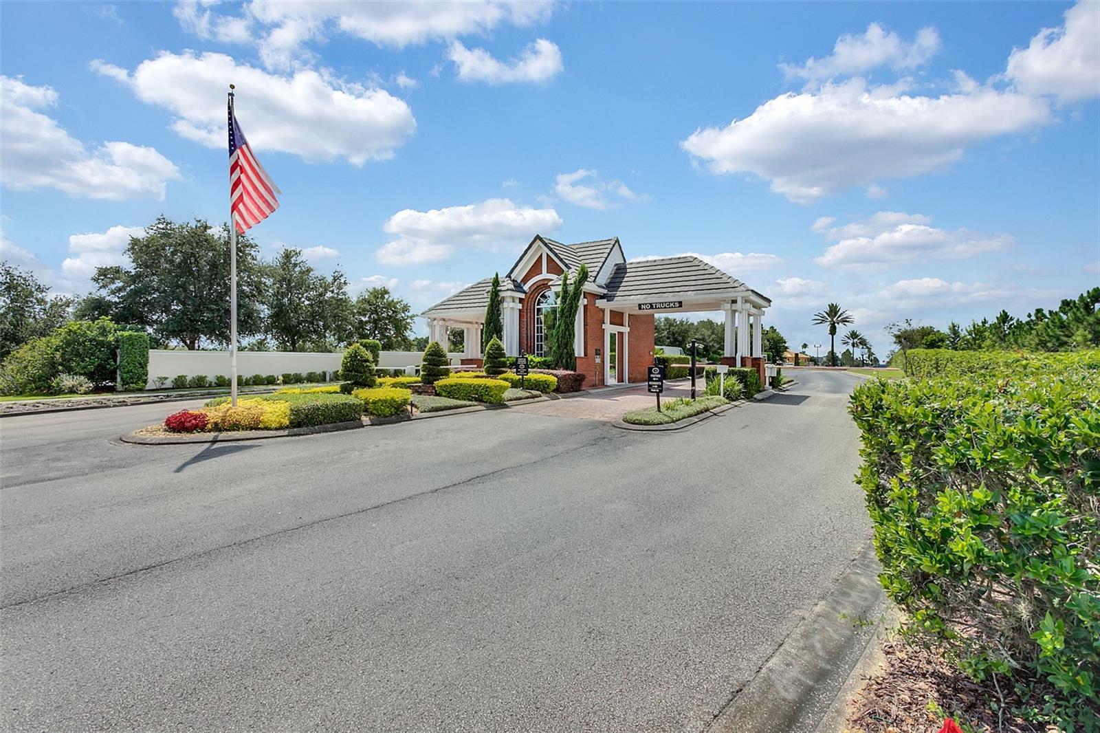 MAGNOLIA POINTE - Residential