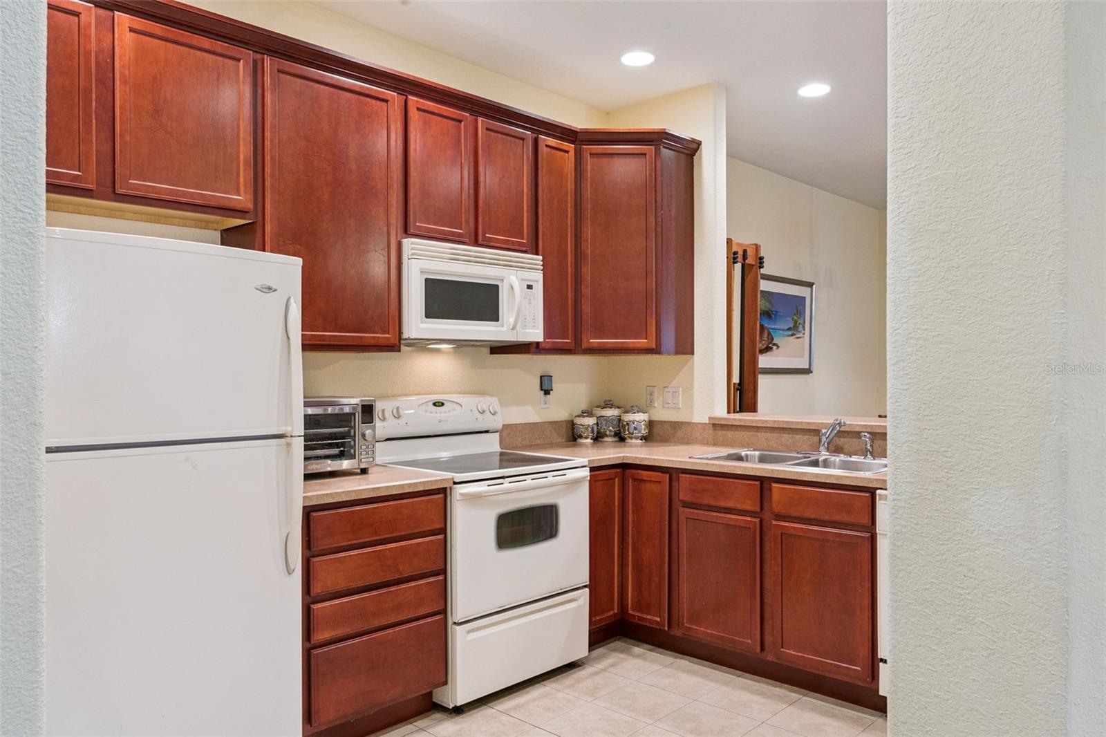 MAGNOLIA POINTE - Residential