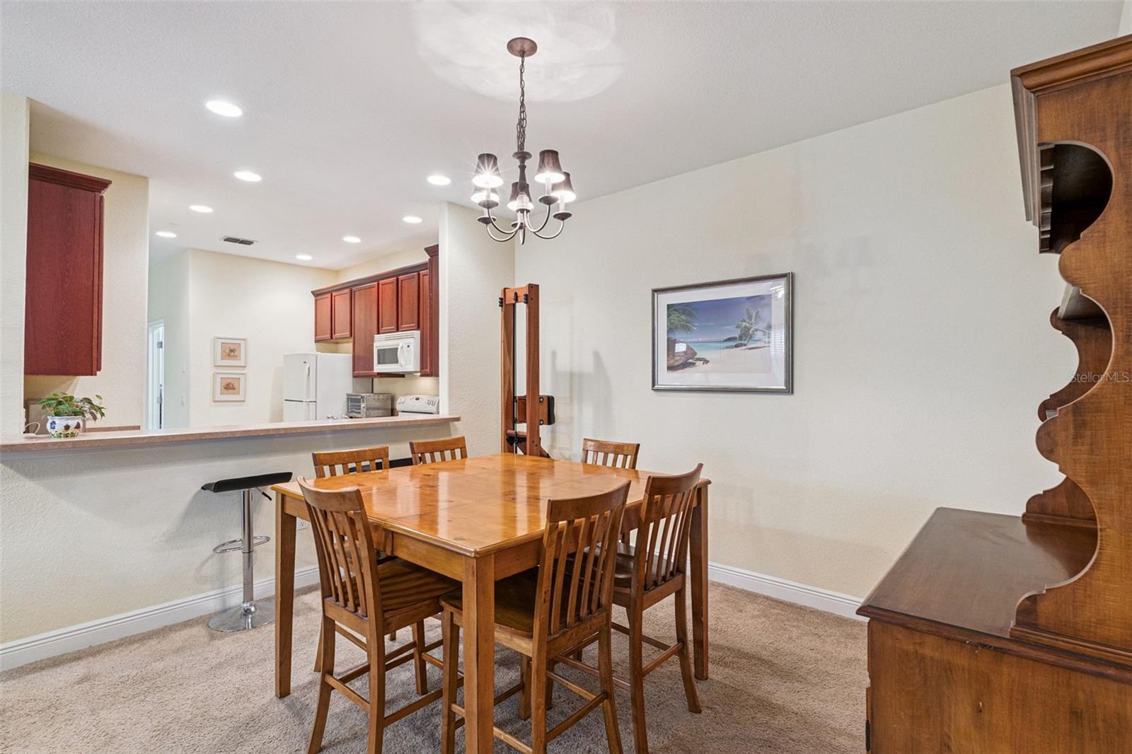 MAGNOLIA POINTE - Residential