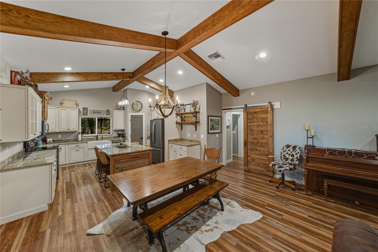 ACREAGE - Residential