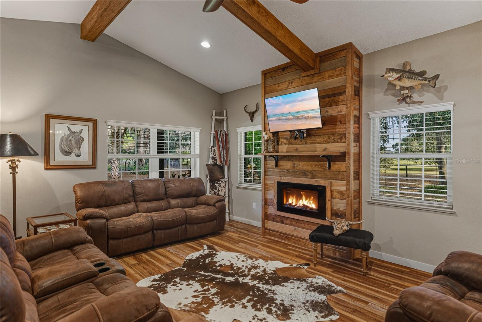 ACREAGE - Residential