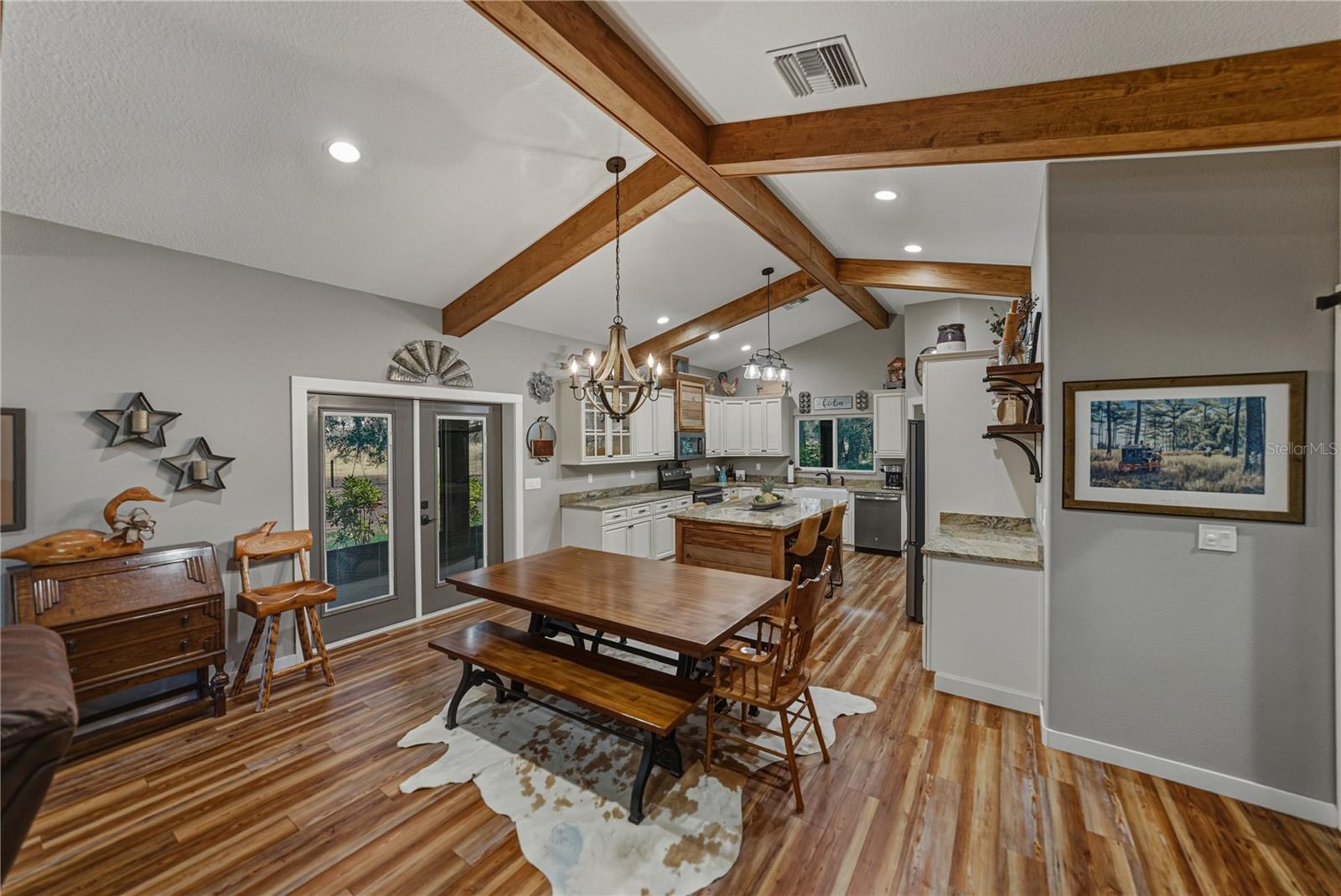 ACREAGE - Residential