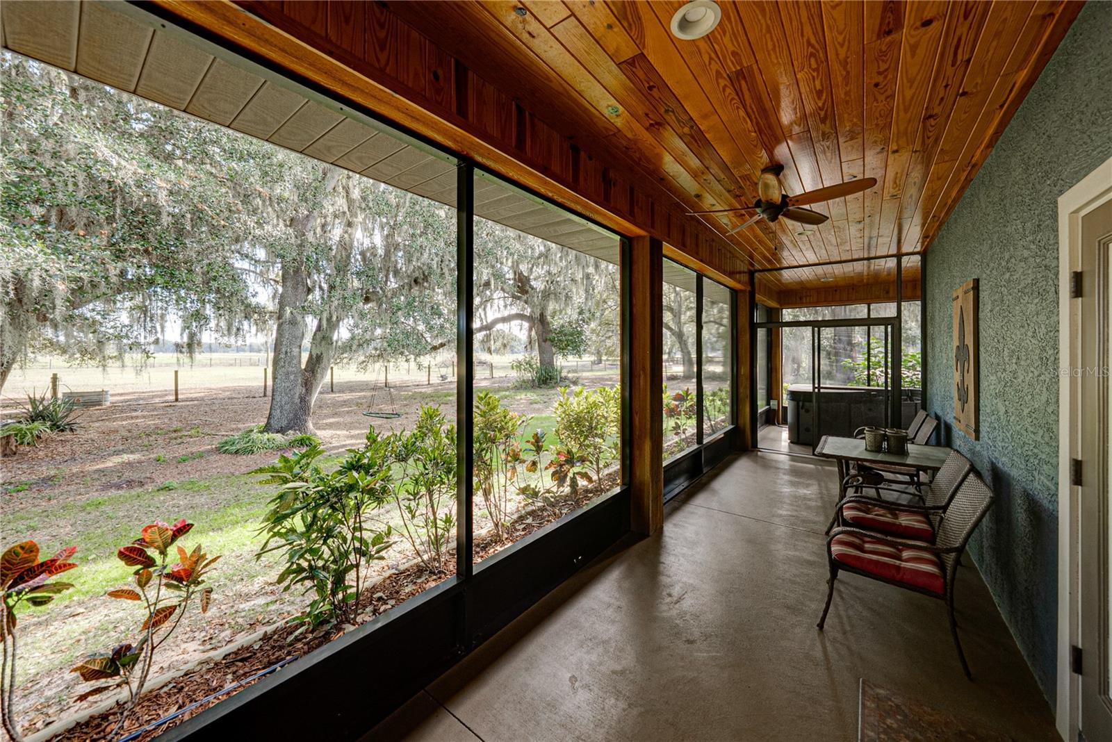 ACREAGE - Residential