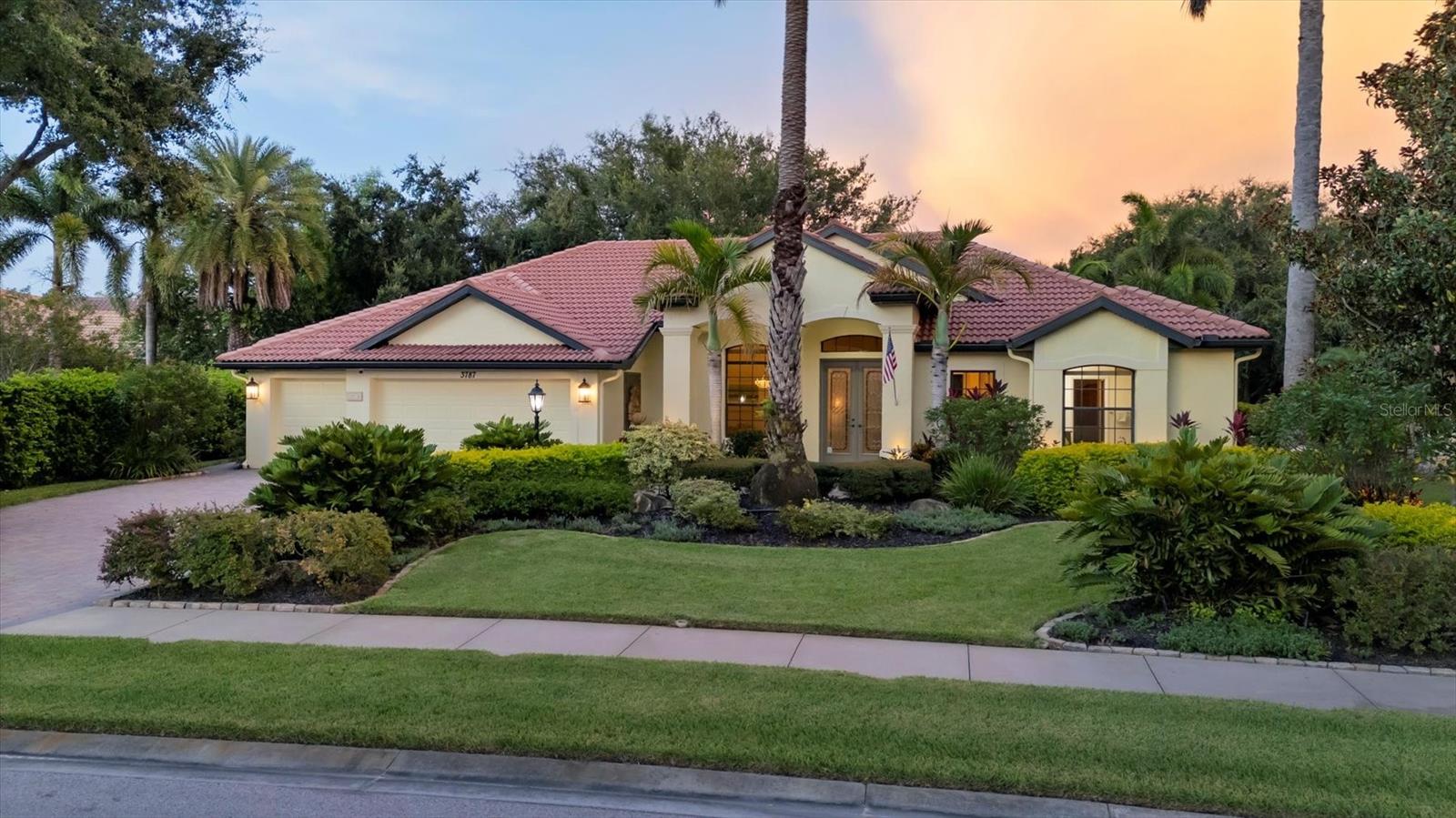 3787 EAGLE HAMMOCK DRIVE
