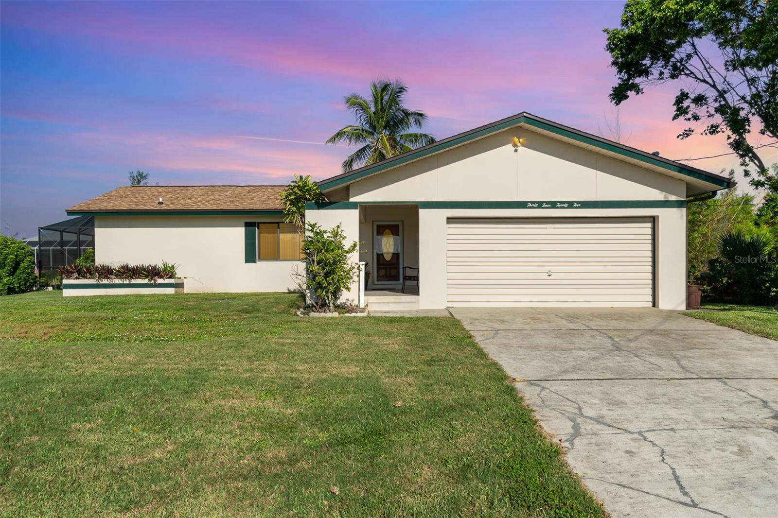 3425 MAGNOLIA WAY