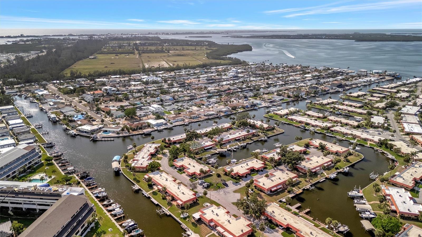 CASCO DORADO - Residential Lease