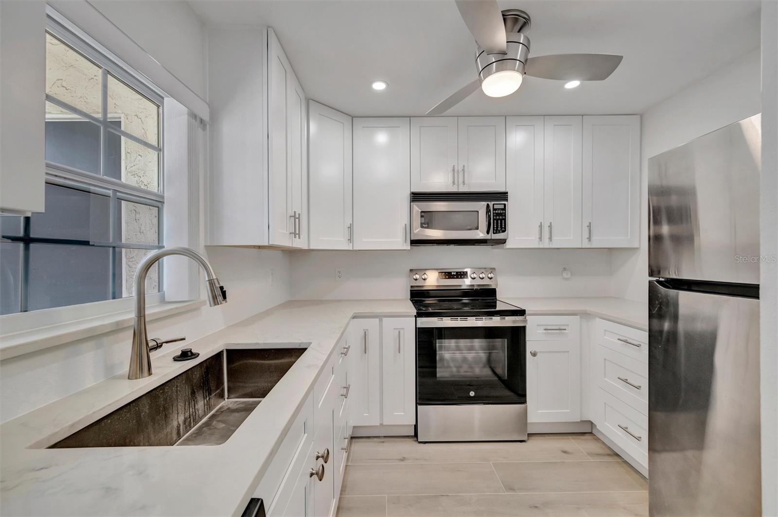 CASCO DORADO - Residential Lease