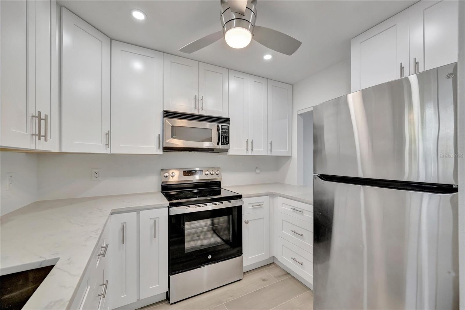 CASCO DORADO - Residential Lease