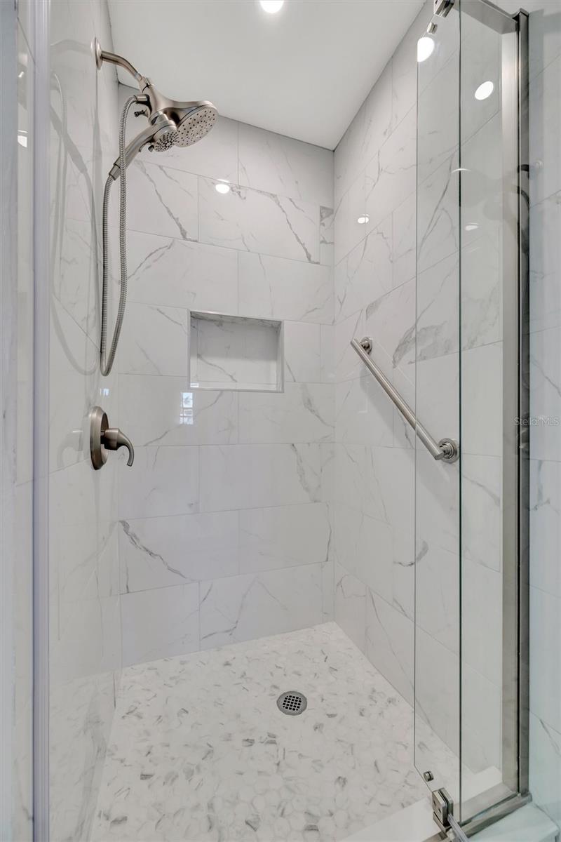 CASCO DORADO - Residential Lease