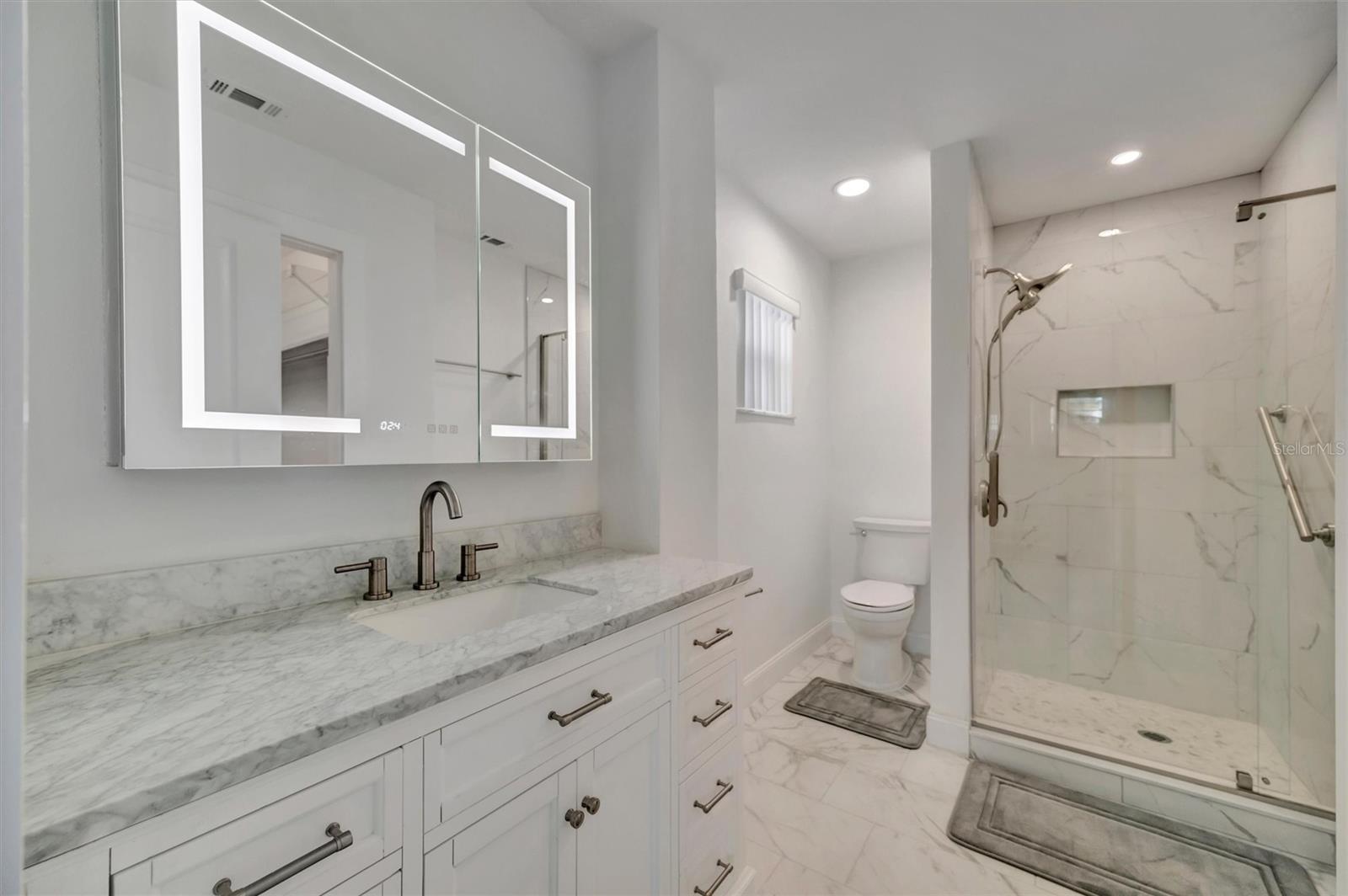 CASCO DORADO - Residential Lease