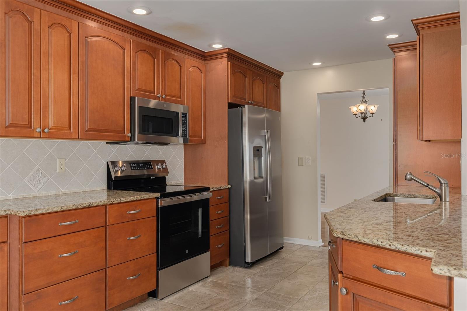 MAINLANDS OF TAMARAC BY THE GULF UNIT 6 CONDO - Residential