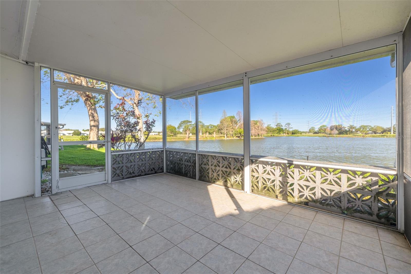 MAINLANDS OF TAMARAC BY THE GULF UNIT 6 CONDO - Residential