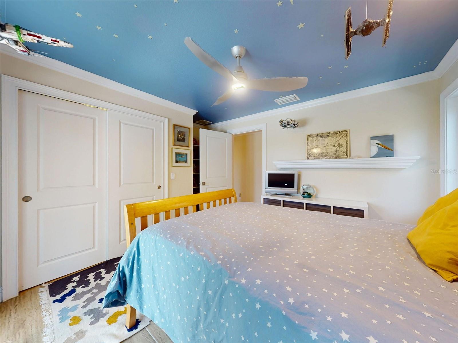 CORONADO SHORES UNIT 01 - Residential Lease