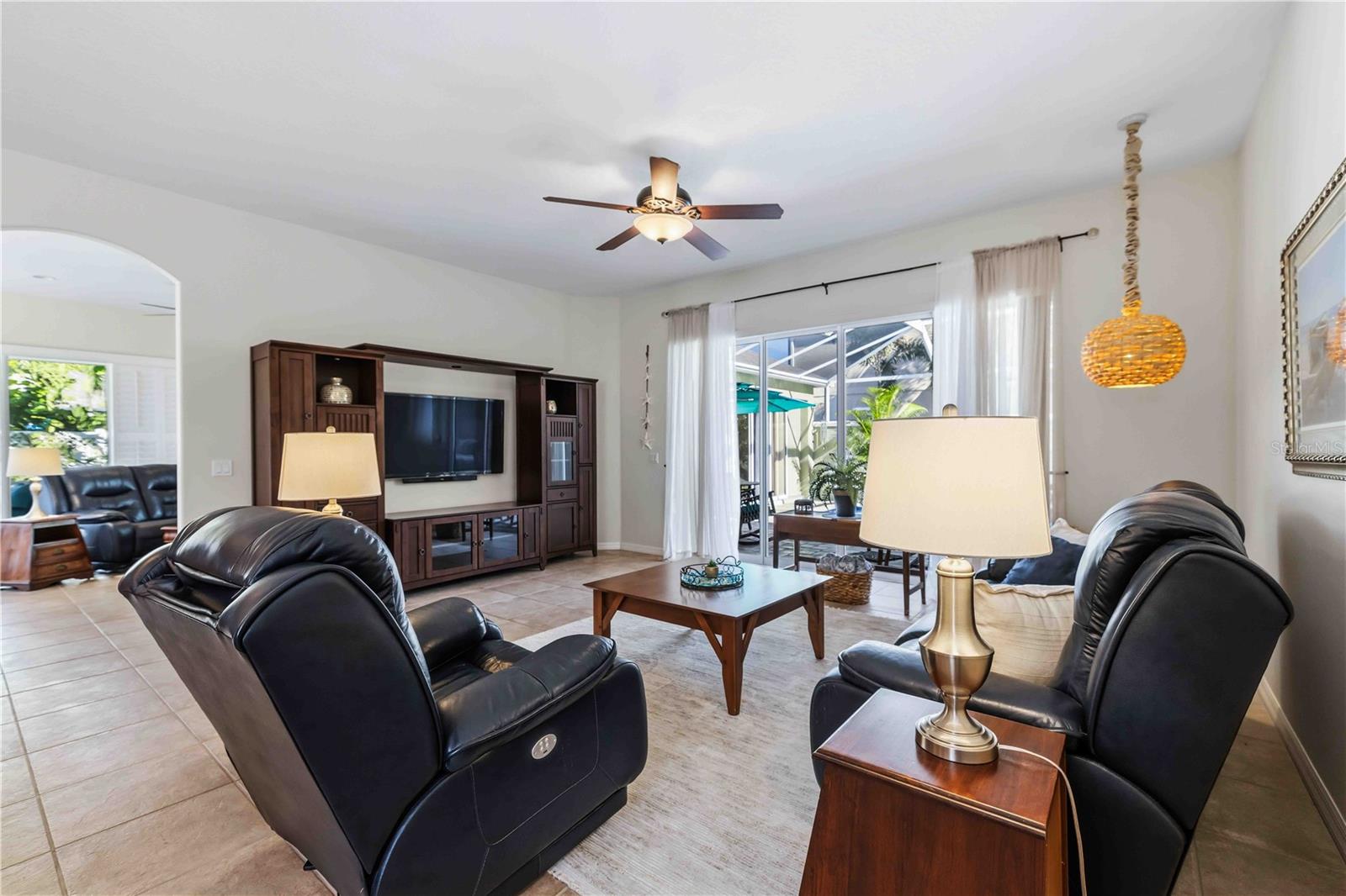 HAMPTON TERRACE AT UNIVERSITY PLACE - Residential