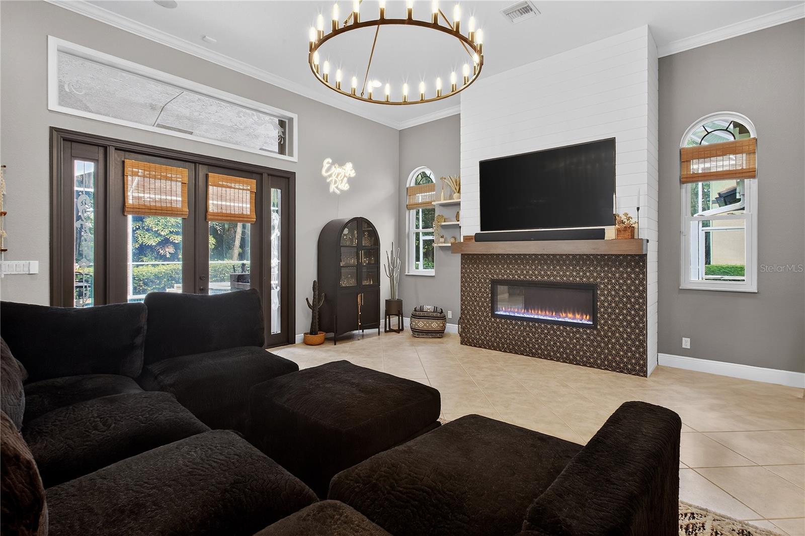PINE TREE ESTATES - Residential