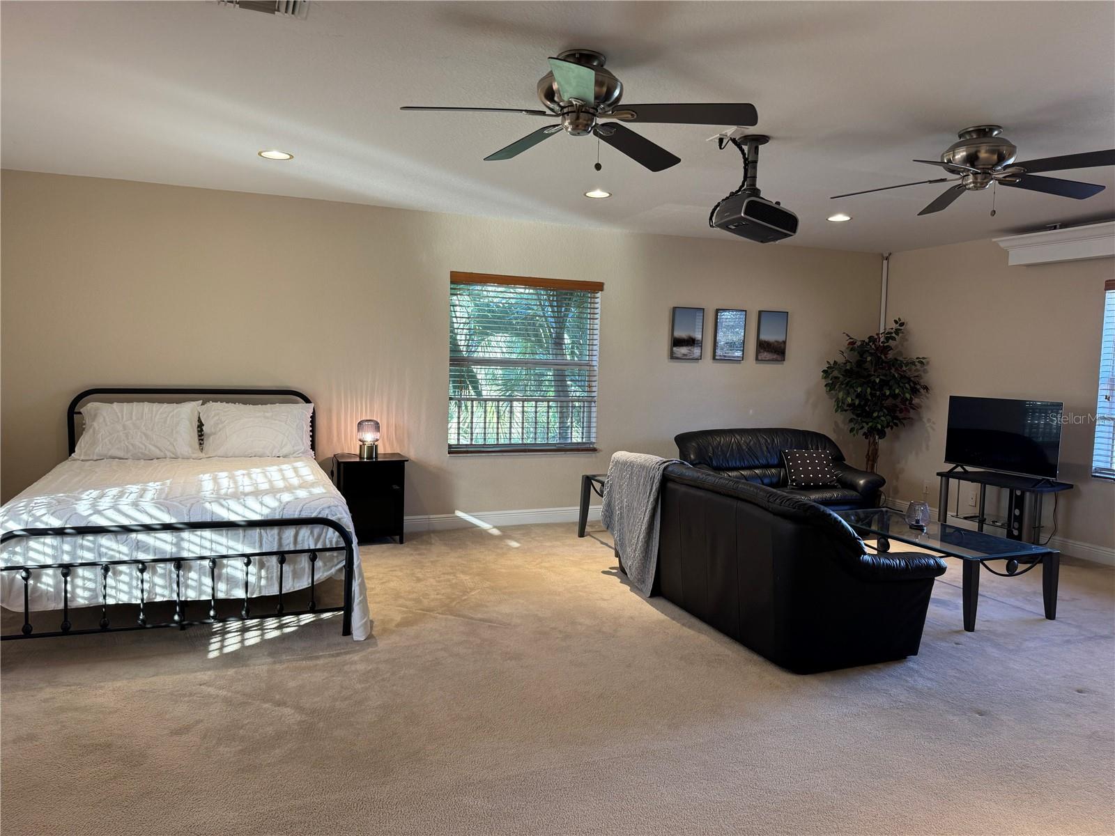 PINE TREE ESTATES - Residential