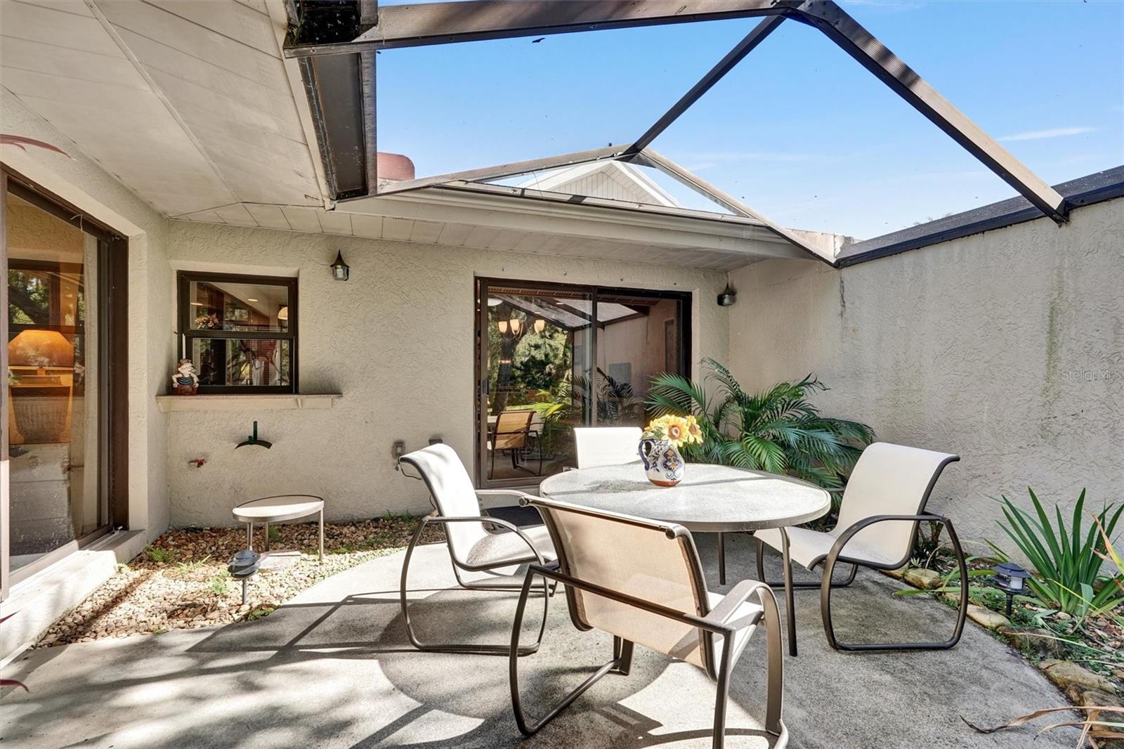 LAKESHORE VILLAGE - Residential